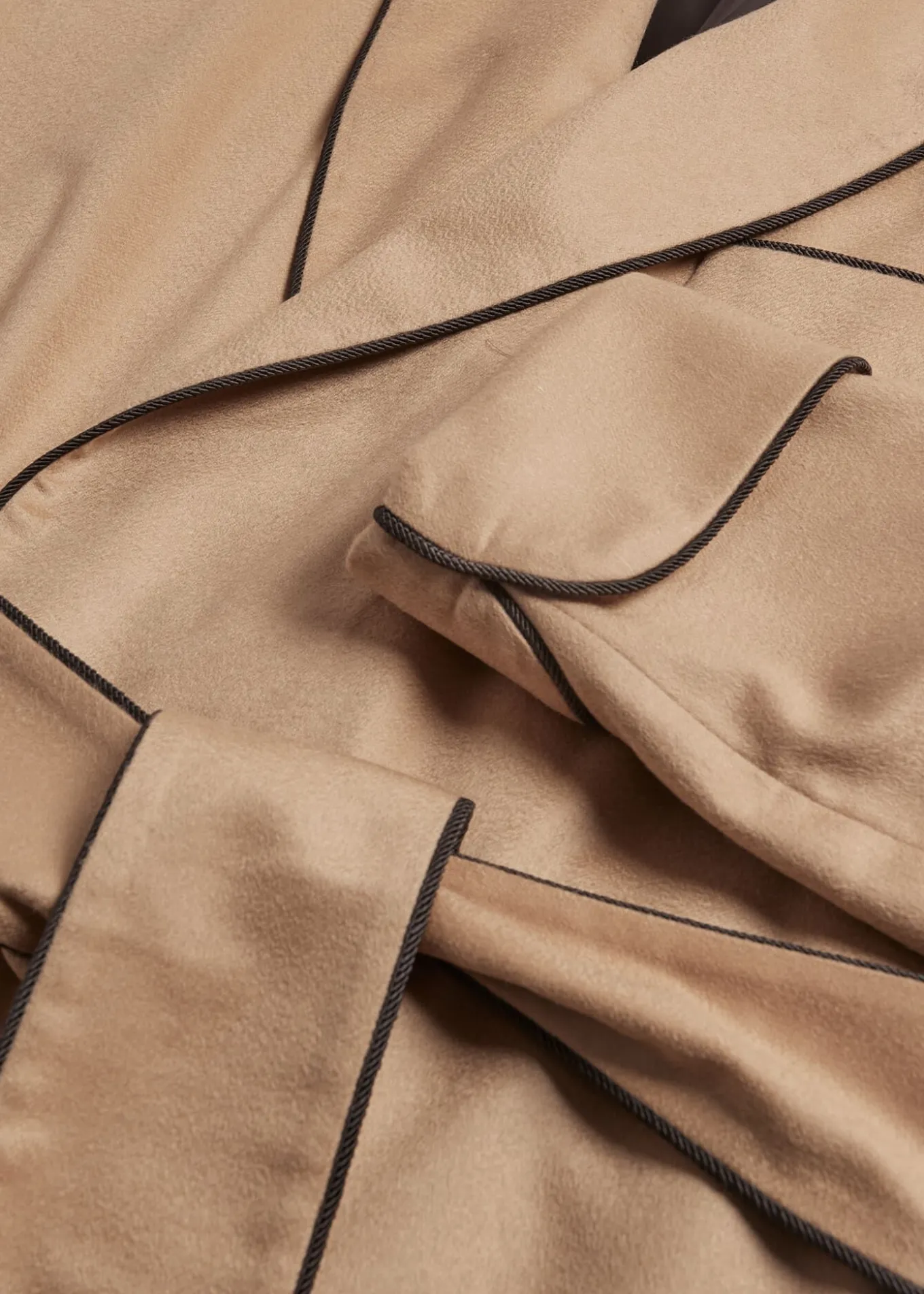 cashmere_robe_1.webp Cashmere Robe