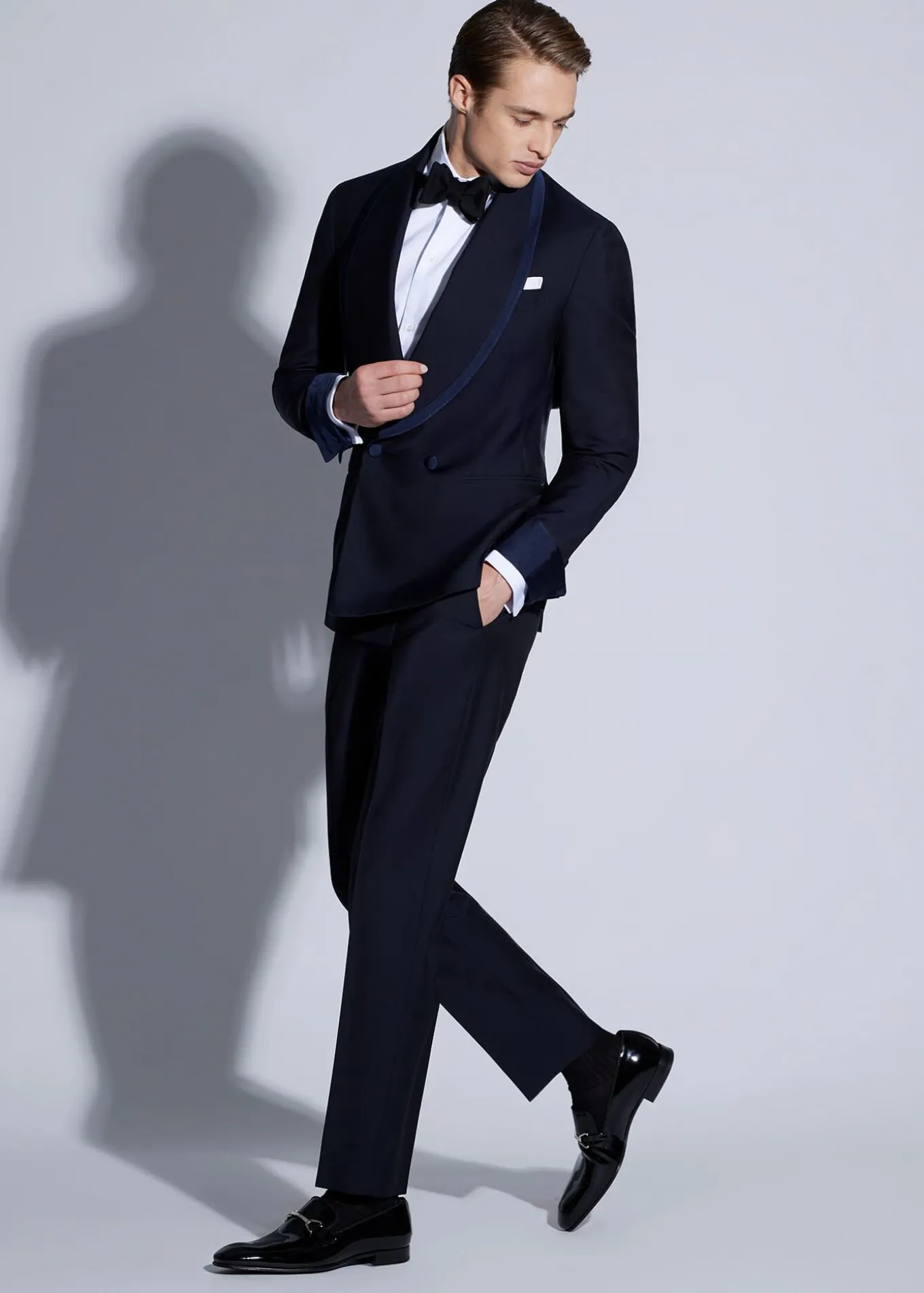 double_breasted_shawl_lap_1.webp Double Breasted Shawl Lapel Tuxedo