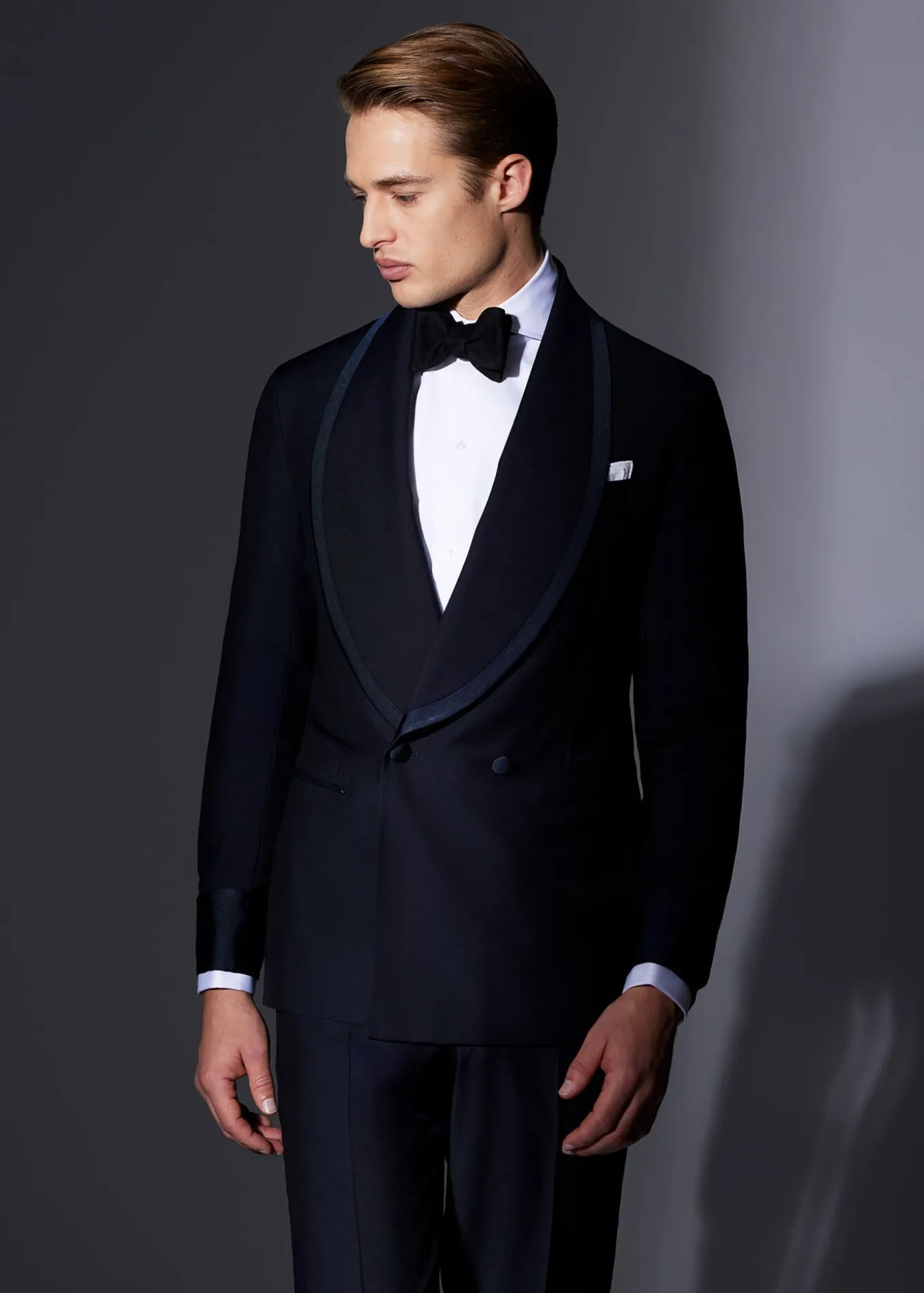 double_breasted_shawl_lap_3.webp Double Breasted Shawl Lapel Tuxedo