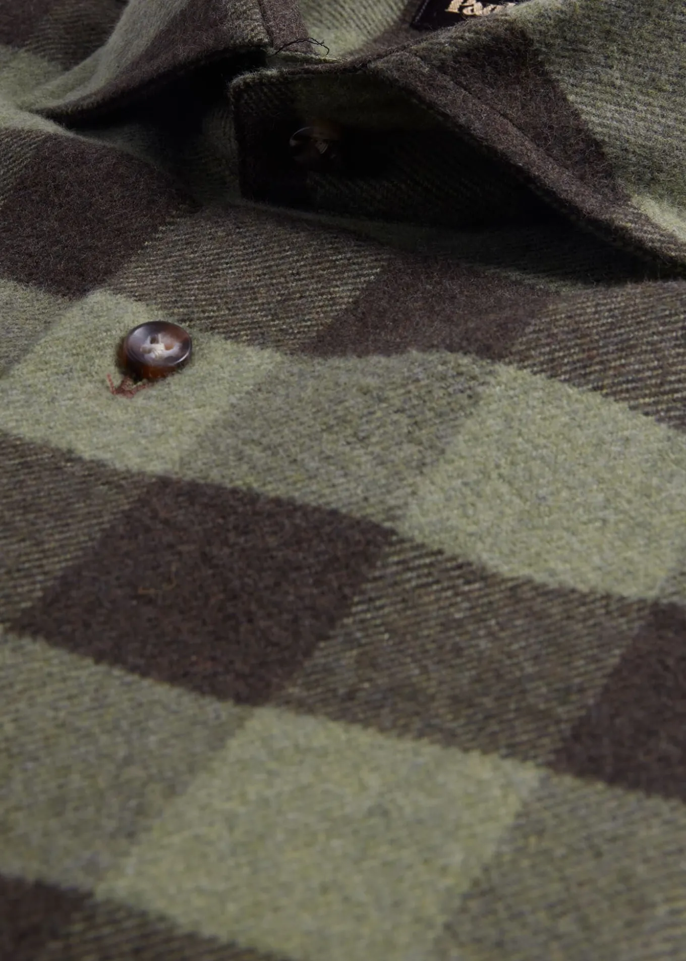 flannel_buffalo_check_spo_1-2.webp Flannel Buffalo Check Sport Shirt