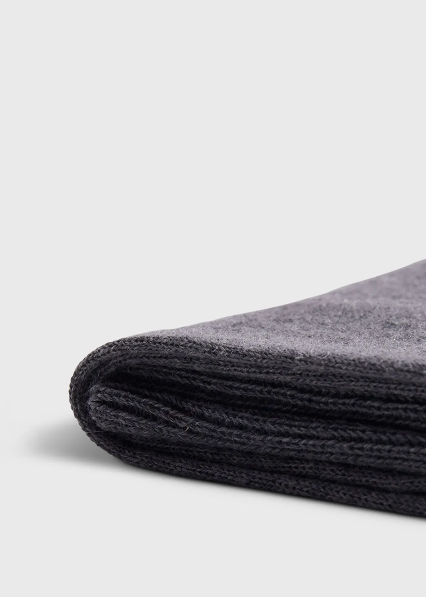 flat_knit_sock_1-3.webp Flat Knit Sock