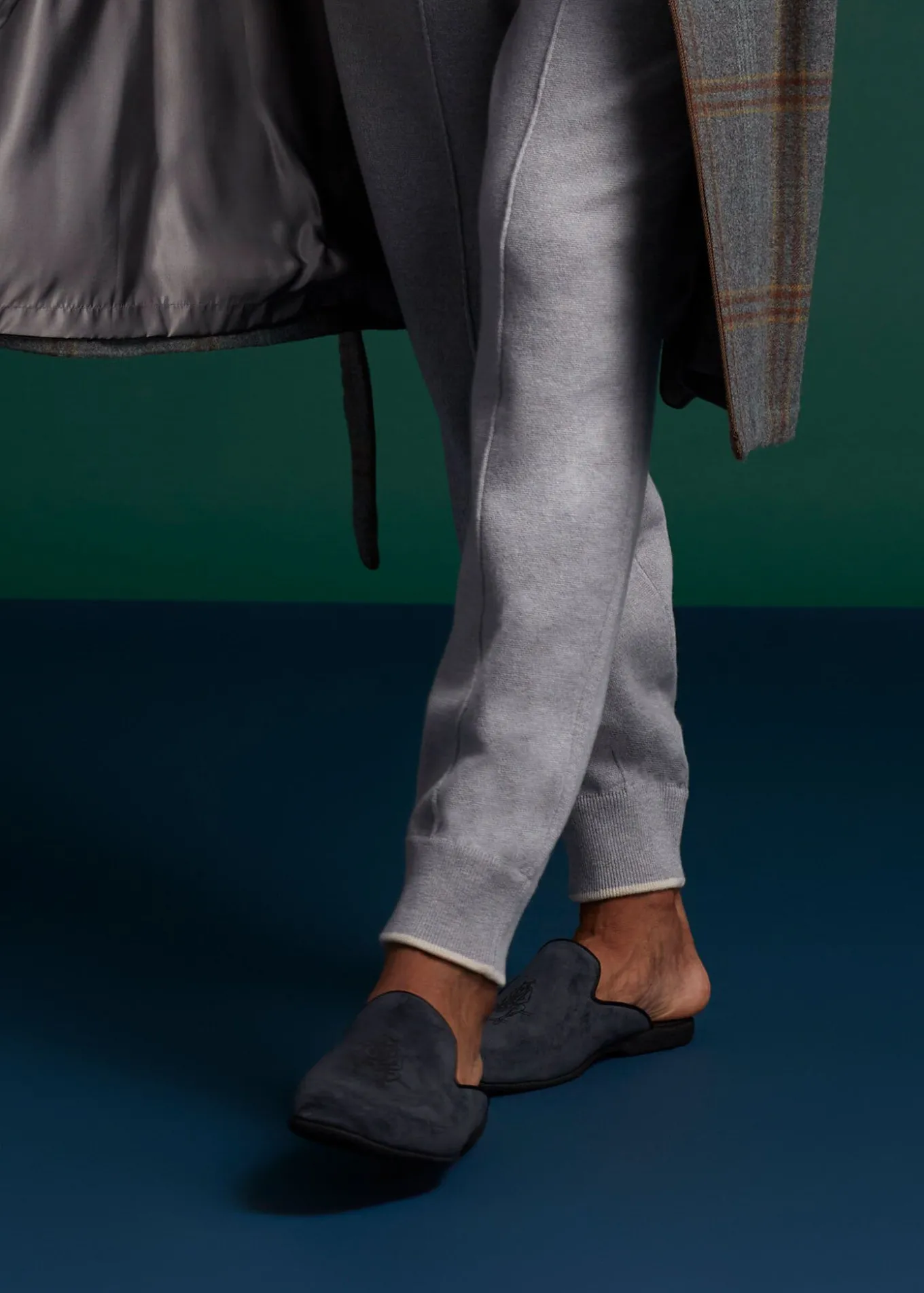 hamilton_suede_slipon_11.webp Hamilton Suede Slip-On