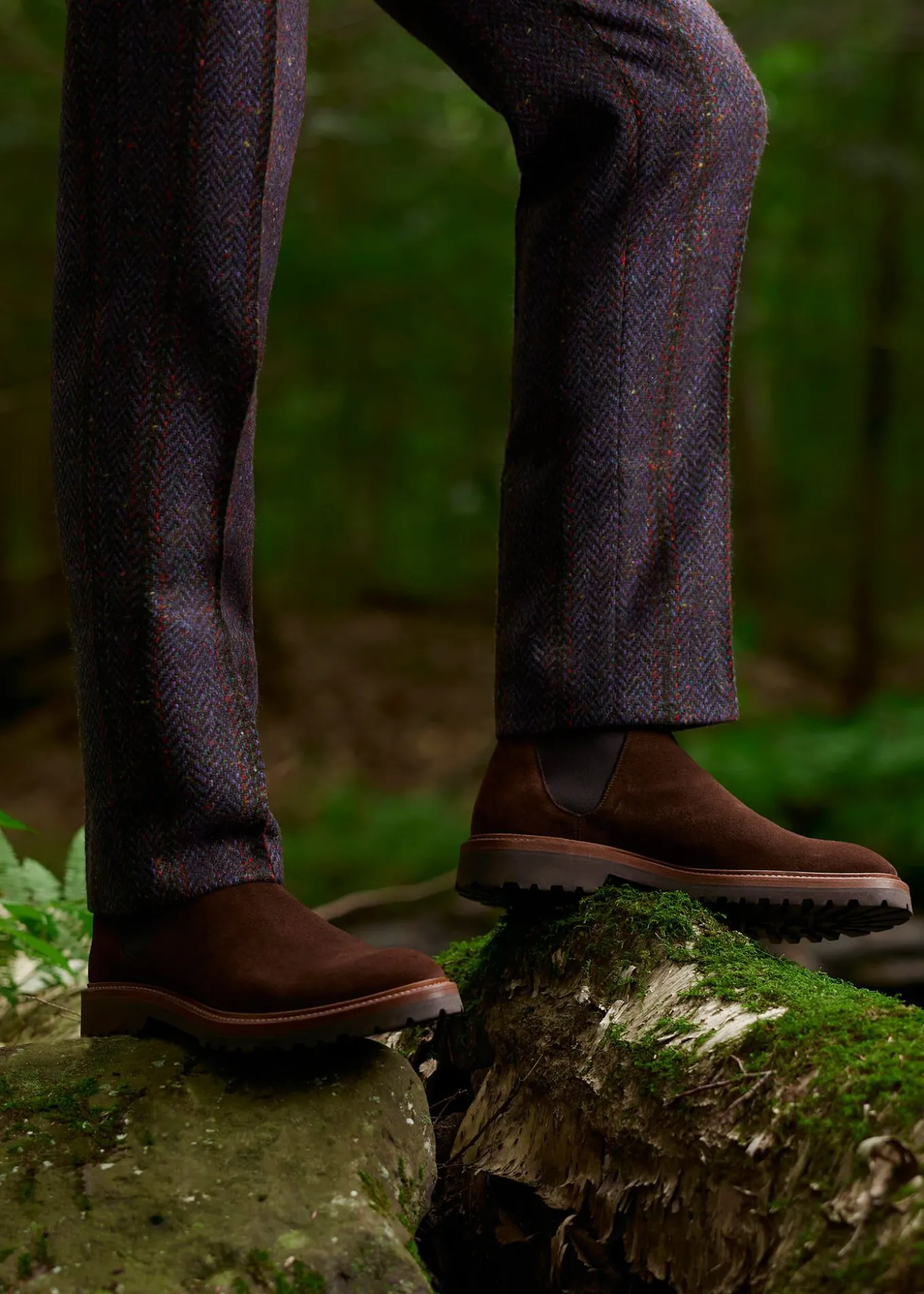 hastings_suede_low_chelse_6.webp Hastings Suede Low Chelsea Boot