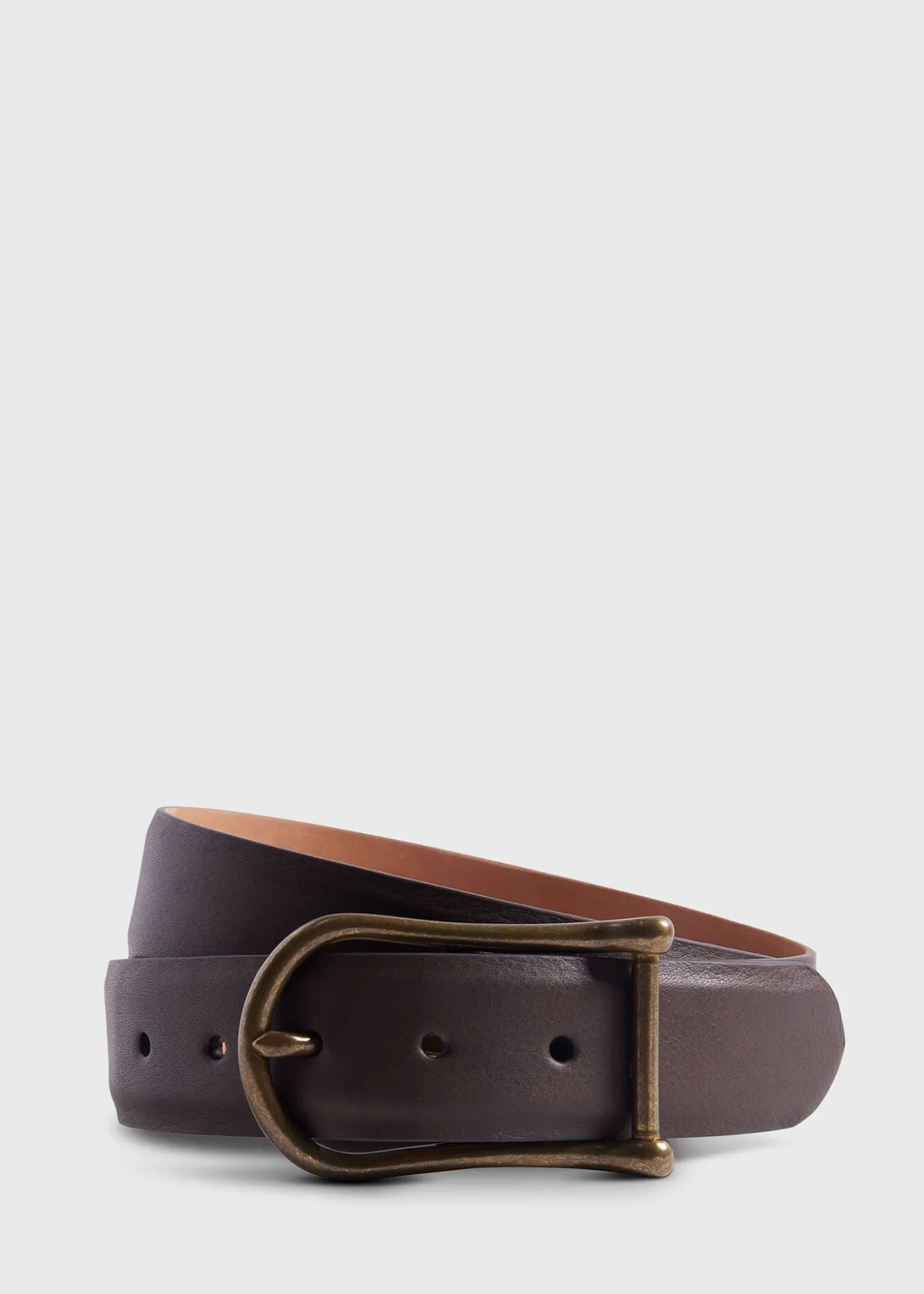 leather_belt_with_brass_b_0.webp Leather Belt With Brass Buckle