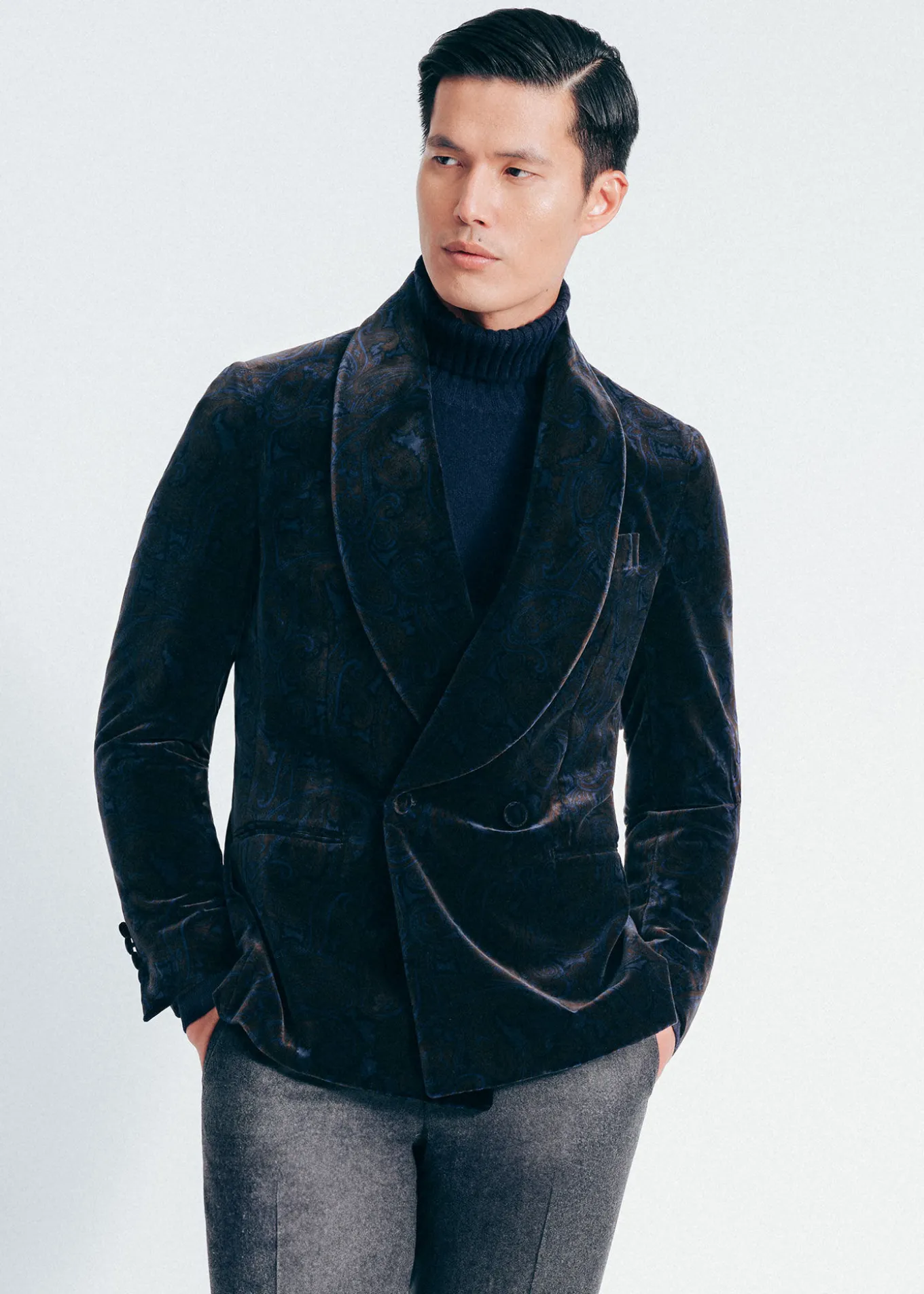 paisley_velvet_dinner_jac_1.webp Paisley Velvet Dinner Jacket