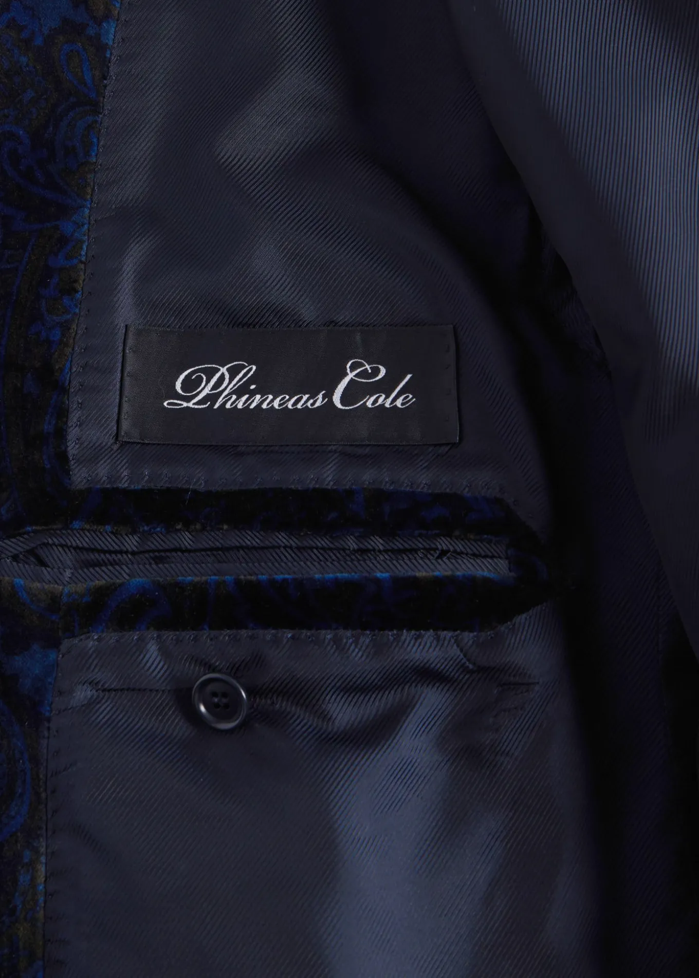 paisley_velvet_dinner_jac_3.webp Paisley Velvet Dinner Jacket
