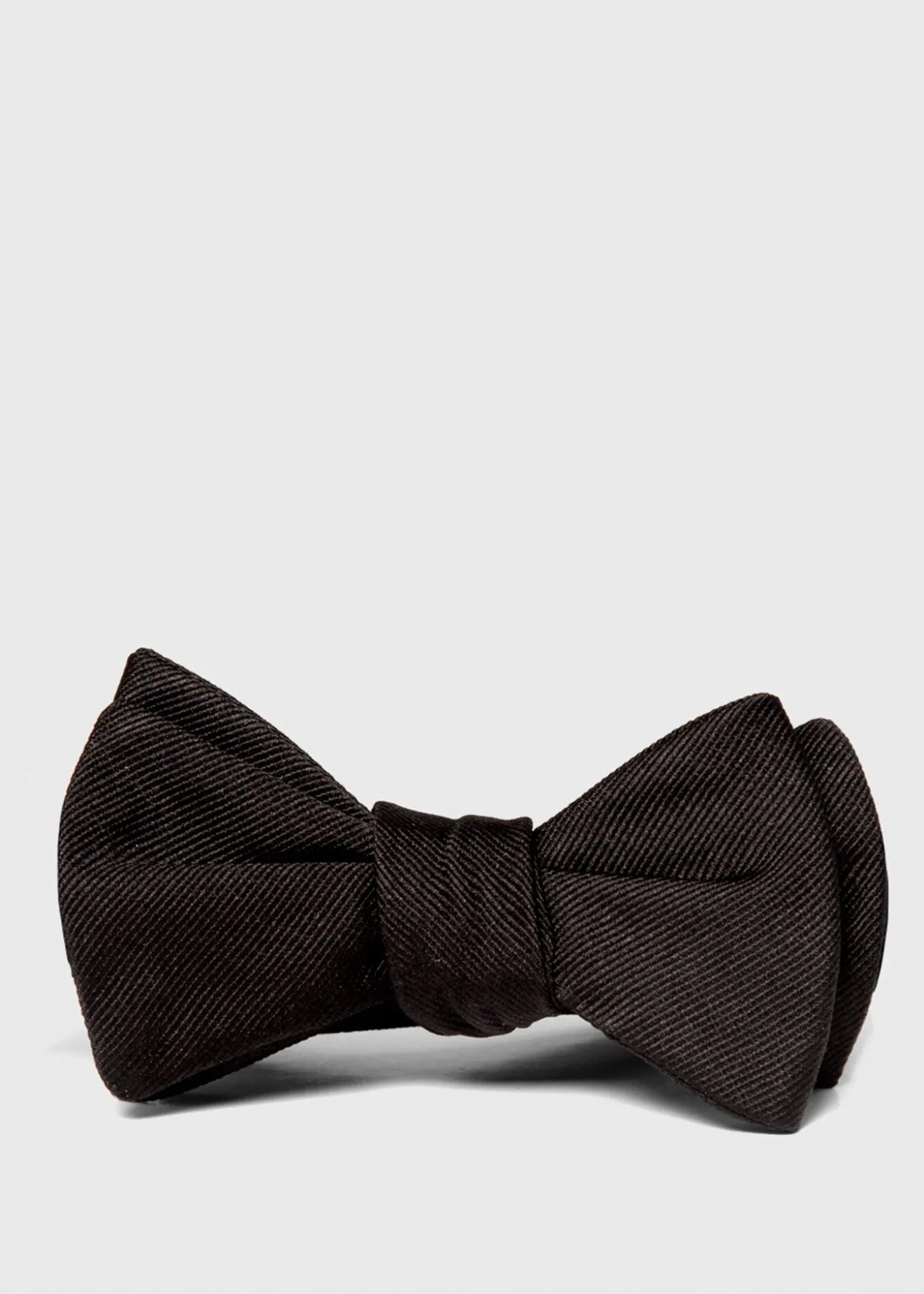 pretied_grosgrain_formal__0.webp Pre-Tied Grosgrain Formal Bow Tie