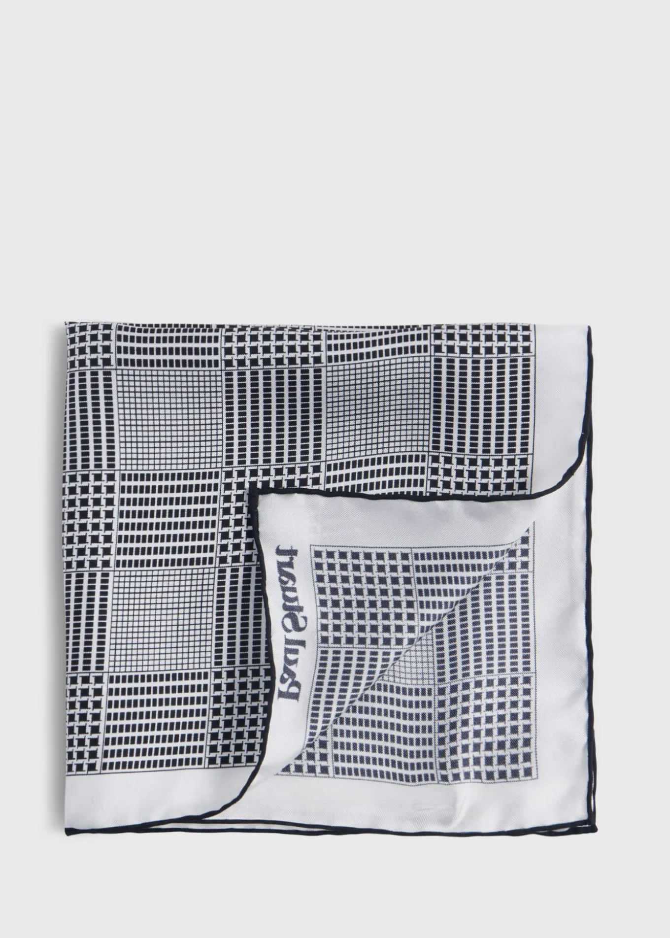 printed_silk_glen_plaid_p_0.webp Printed Silk Glen Plaid Pocket Square