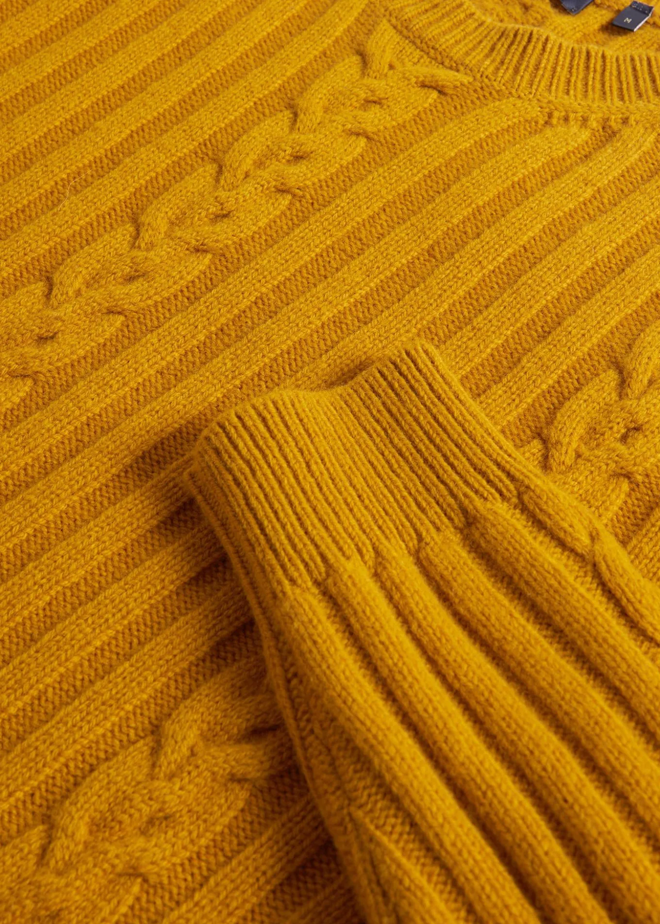 wool_cable_and_rib_crewne_2.webp Wool Cable And Rib Crewneck Sweater